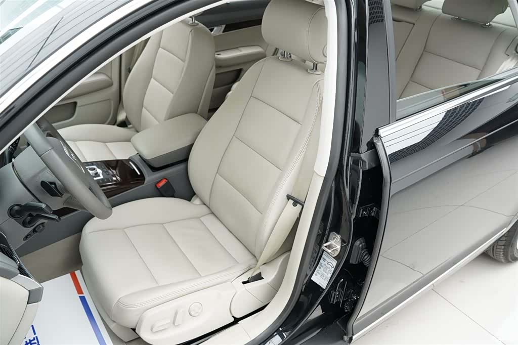 Audi A6L, 2009 7