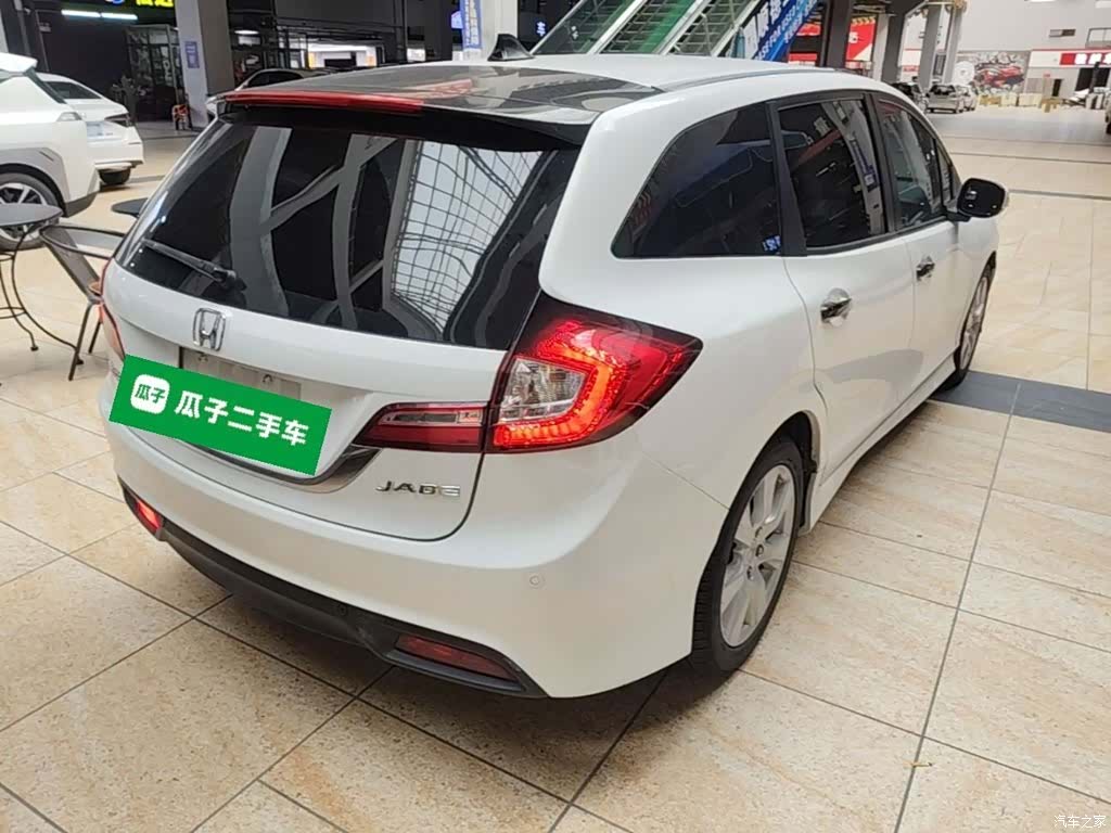 Honda Jade, 2015 7