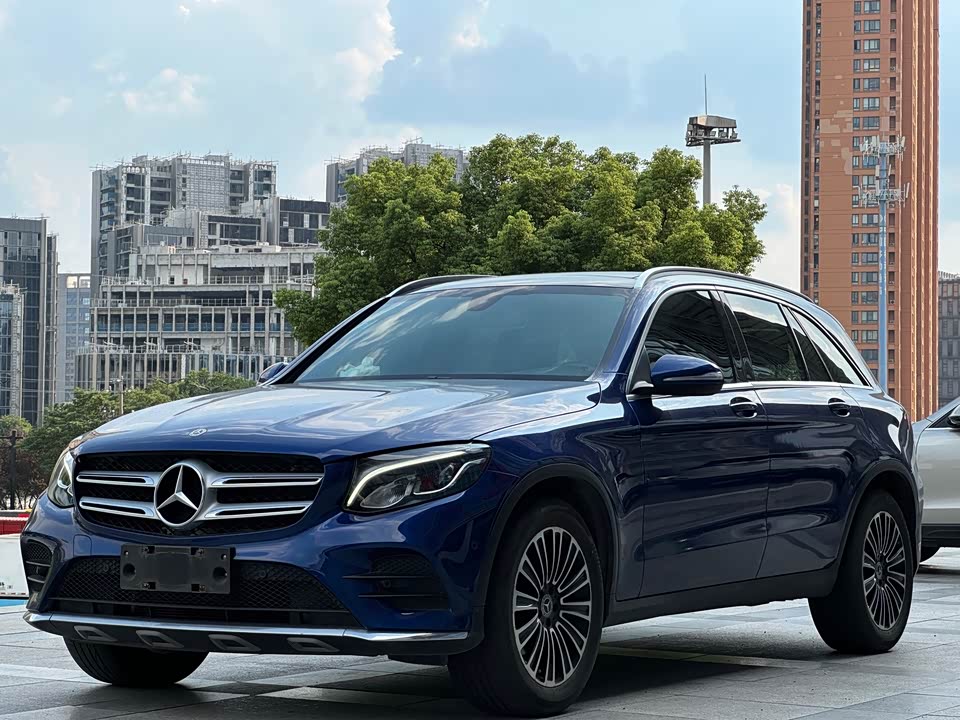 Mercedes-Benz GLC Mercedes-Benz GLC