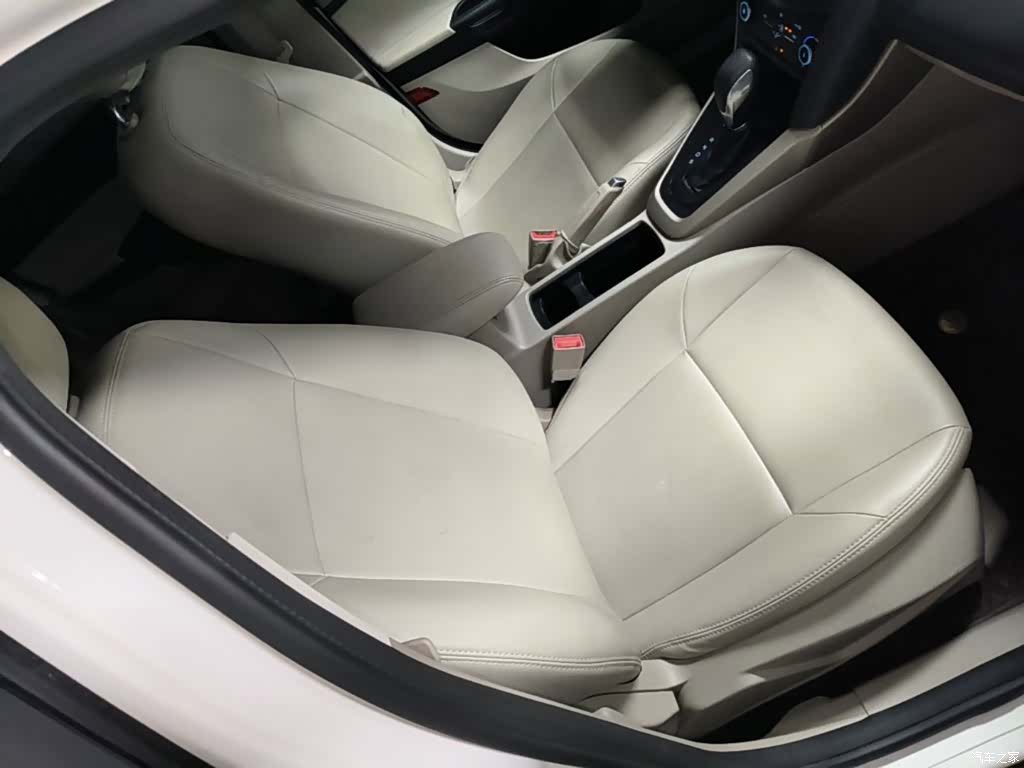 Ford Focus, 2017 25