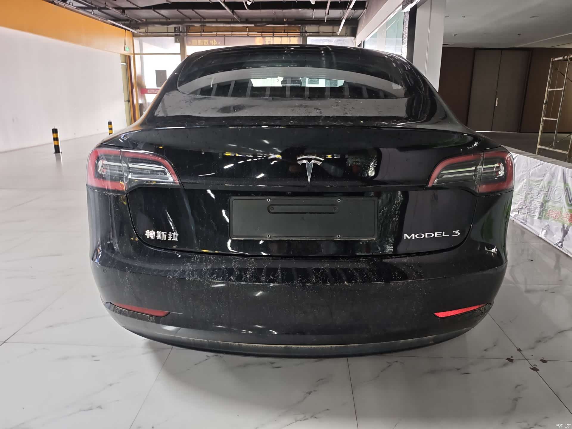 Tesla Model 3, 2023 все фото