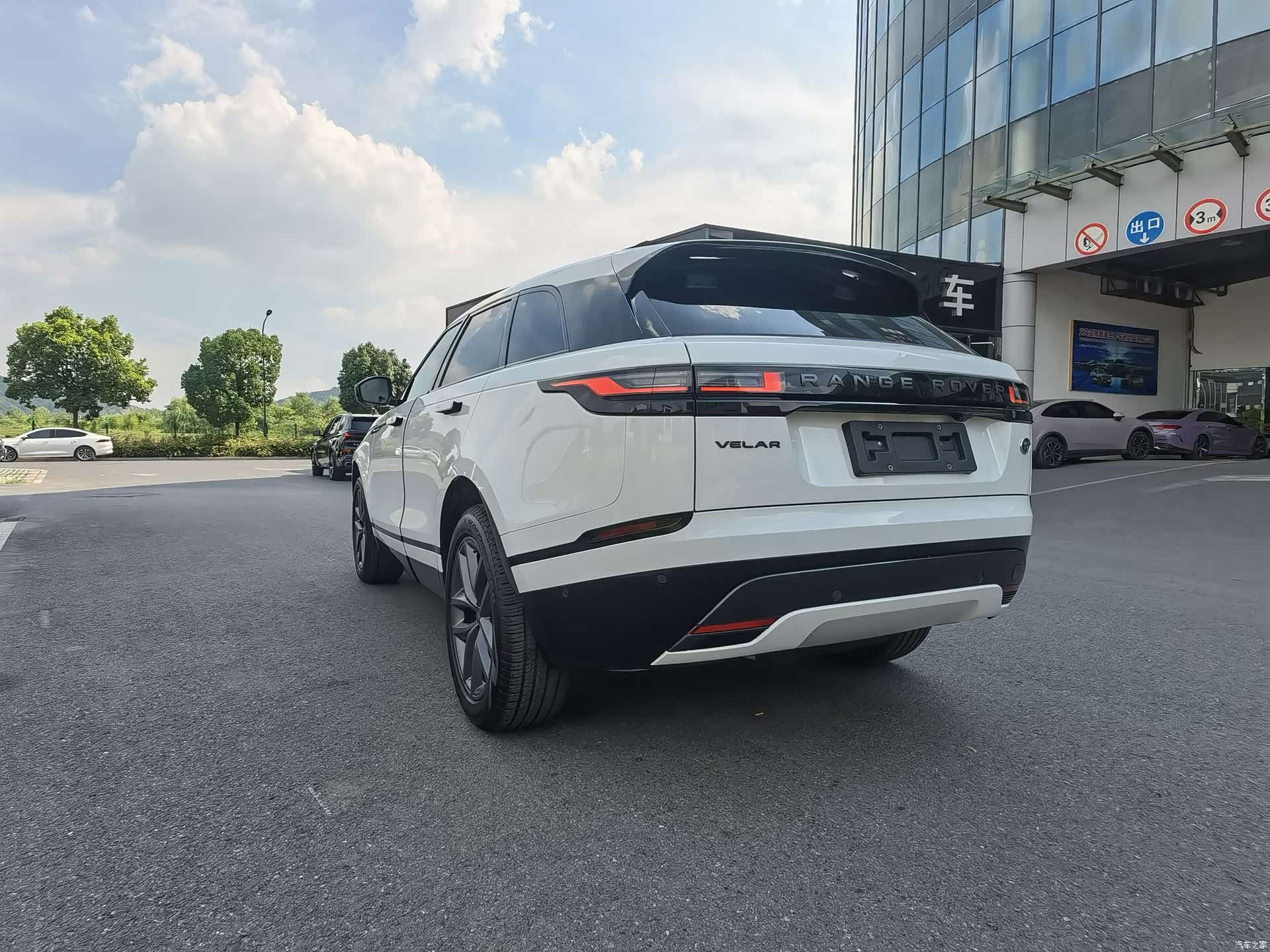Land Rover Range Rover, 2026 3