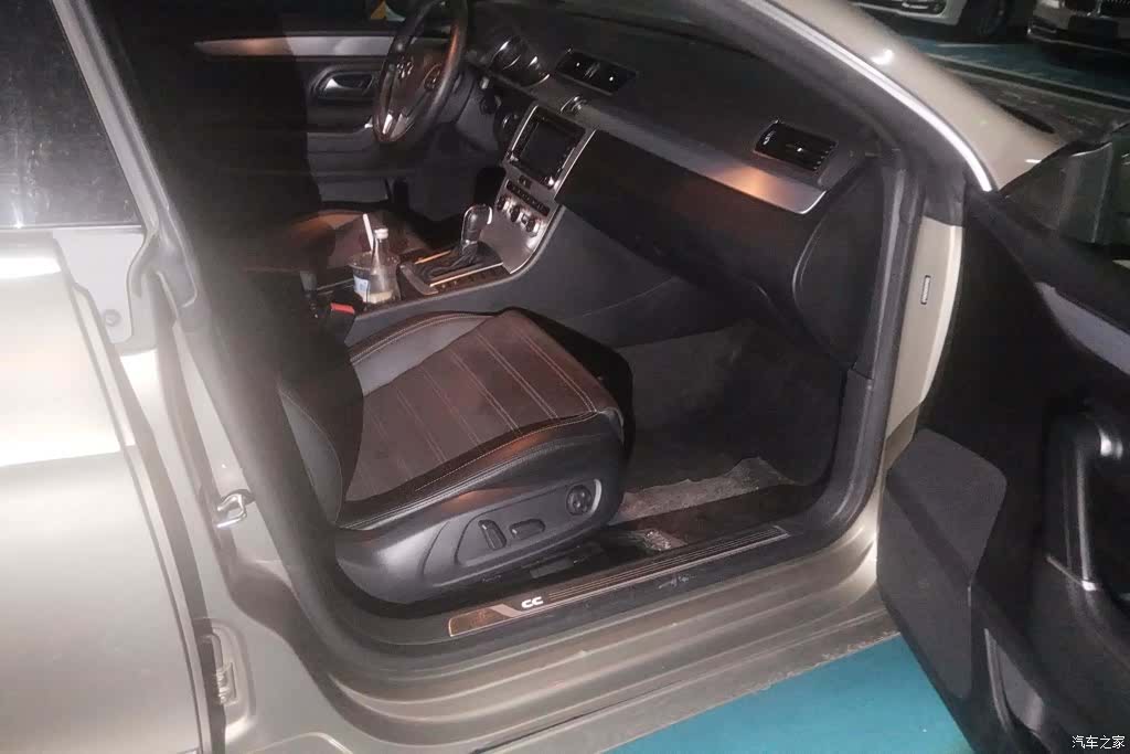 Volkswagen CC, 2016 8