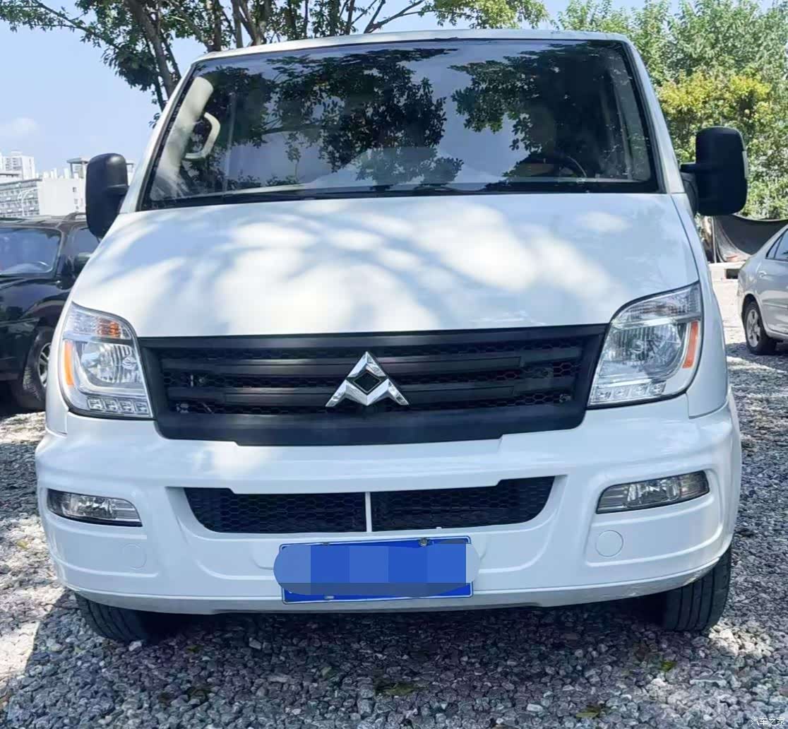 Maxus V80, 2023 2