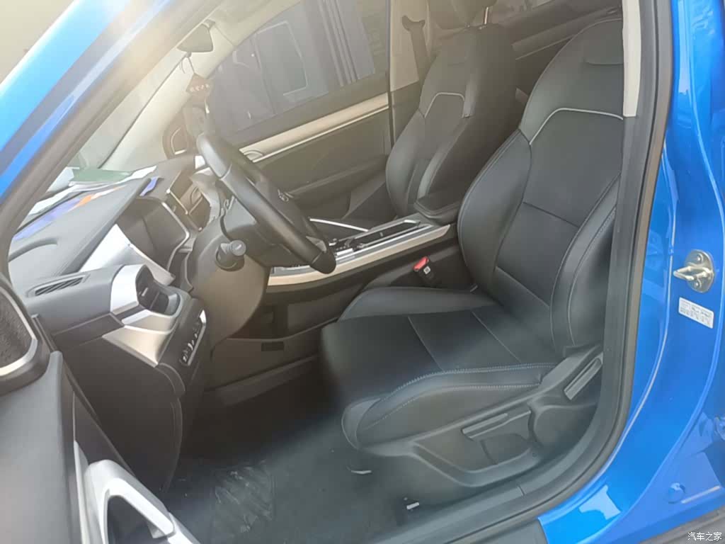Geely Coolray, 2021 15