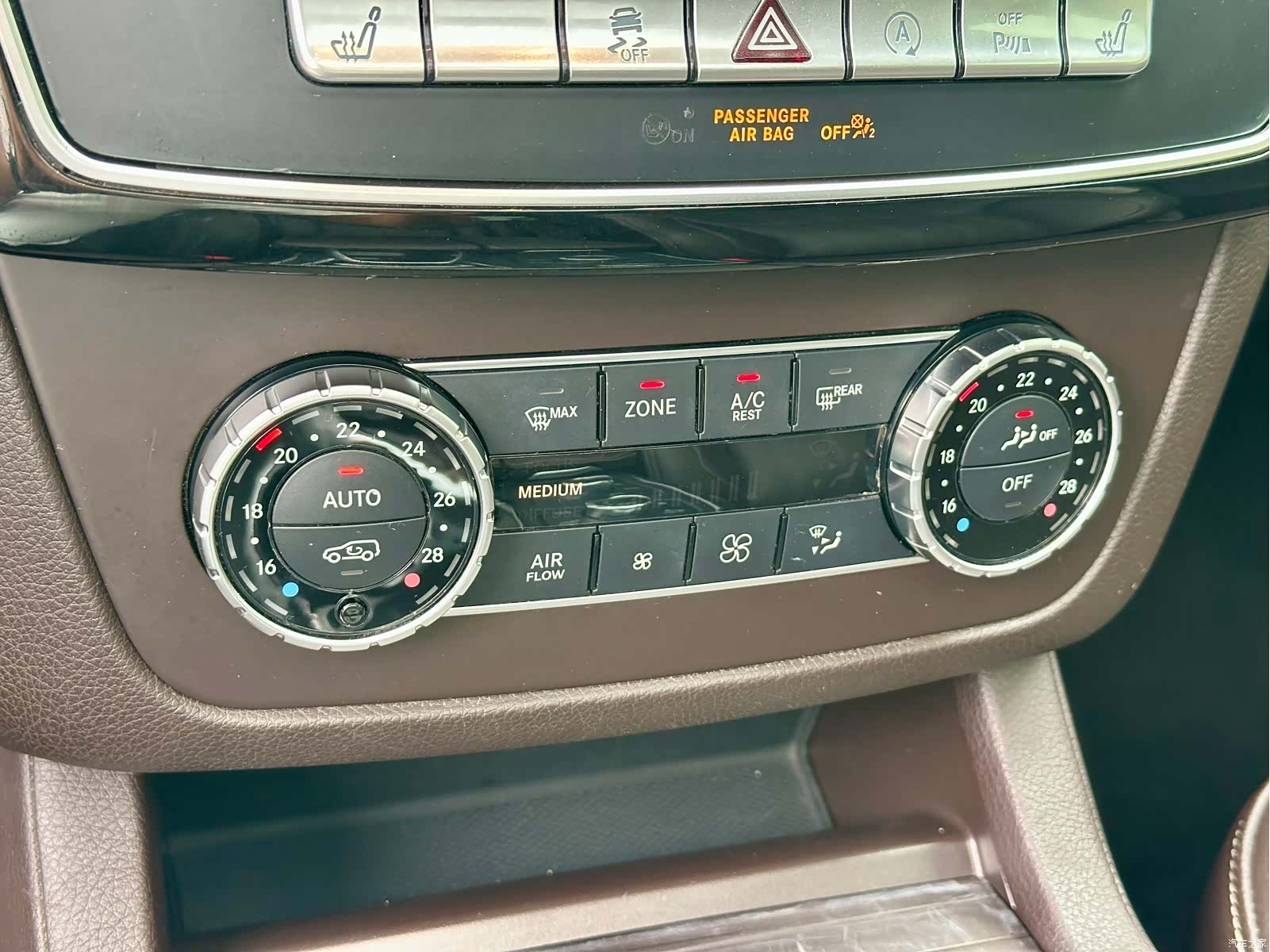 Mercedes-Benz GLS, 2016 32