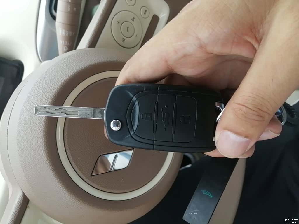Wuling MINIEV, 2025 9