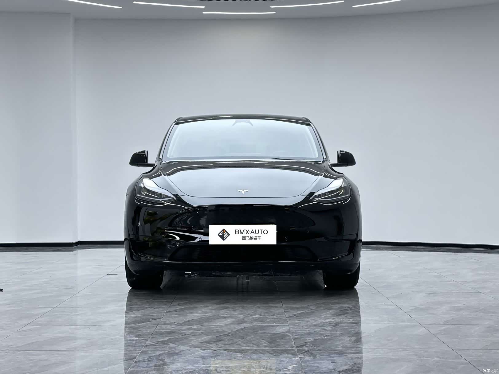 Tesla Model Y, 2023 все фото