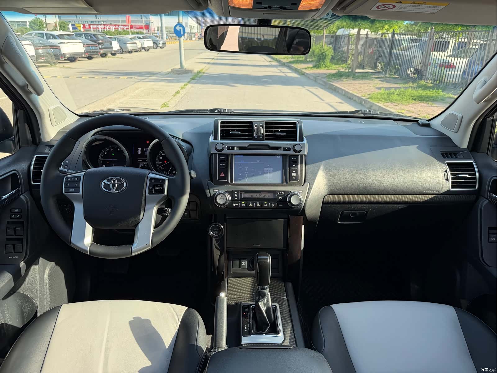 Toyota Prado, 2014 19