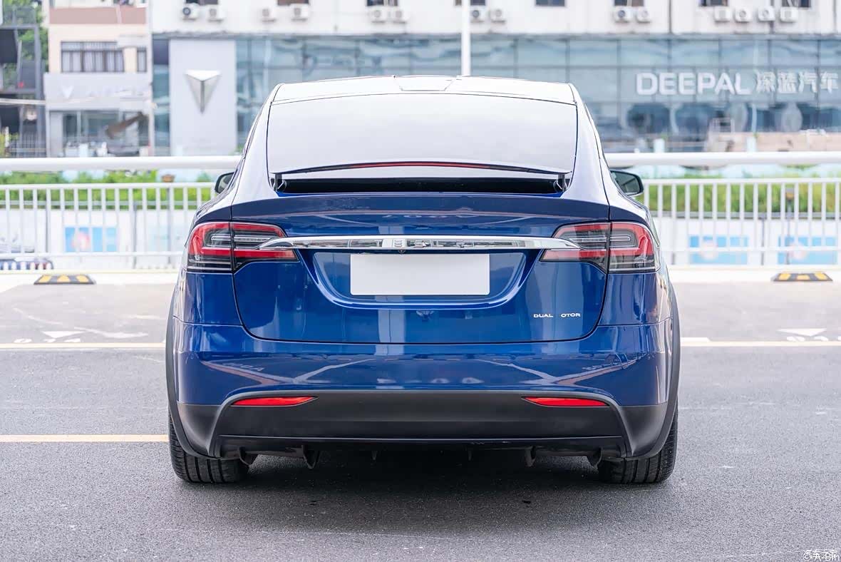Tesla Model X, 2020 3