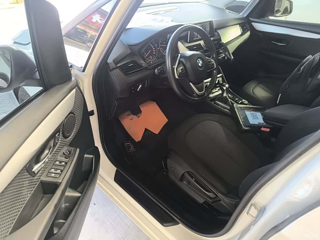 BMW 2 Series, 2017 12