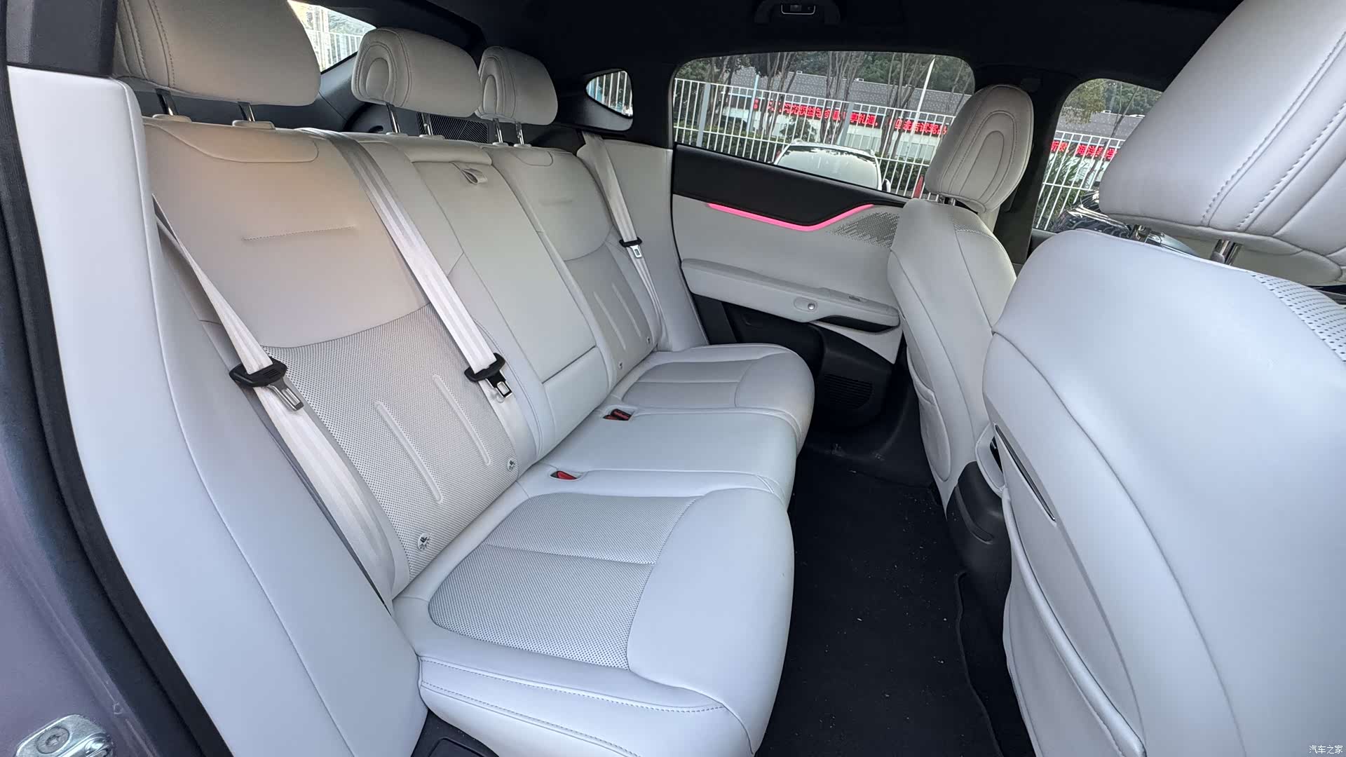 Xpeng G6, 2025 18