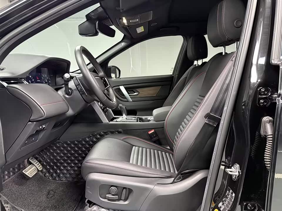 Land Rover Discover sports