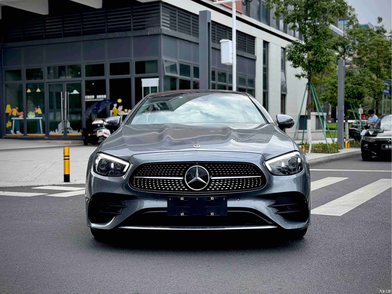 Mercedes-Benz E-Class, 2022 2