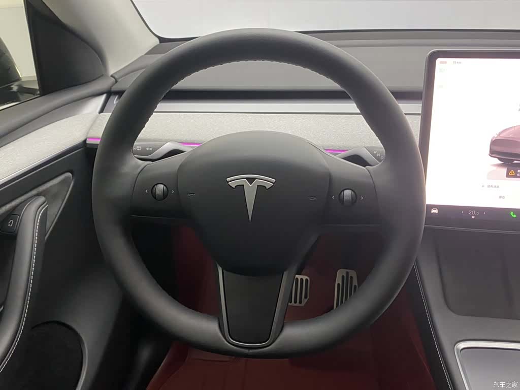 Tesla Model Y, 2024 14