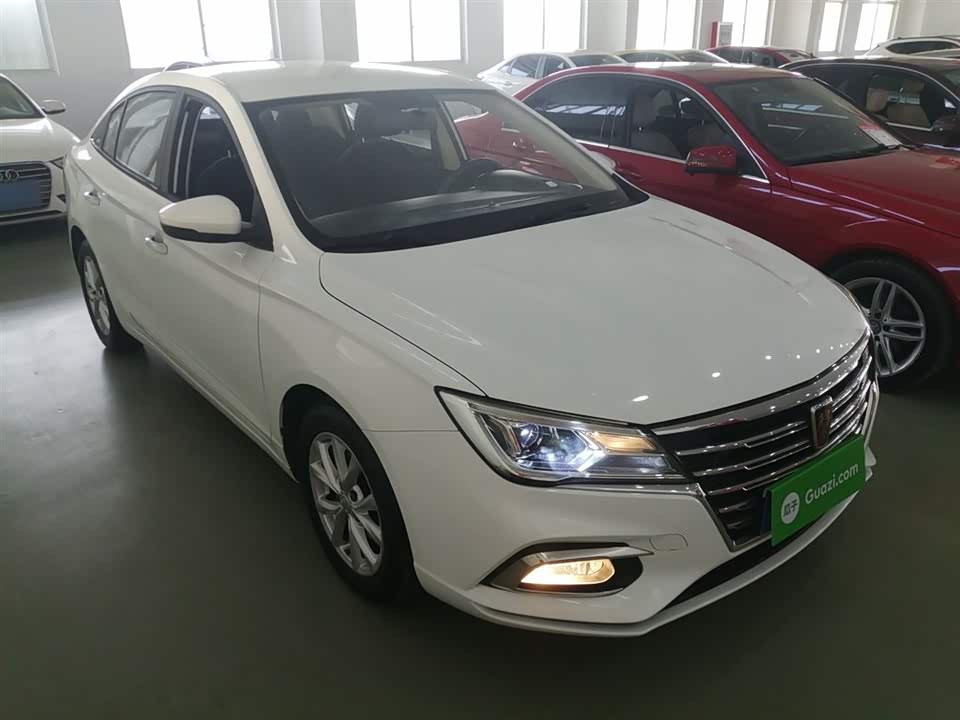 Roewe i5