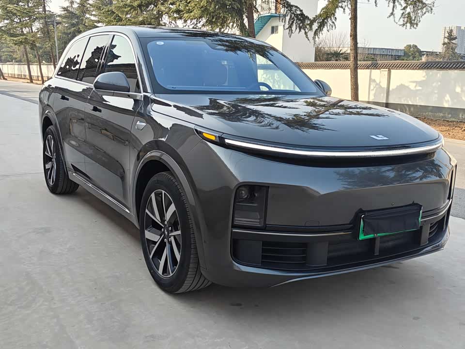 Li Auto Ideal L8