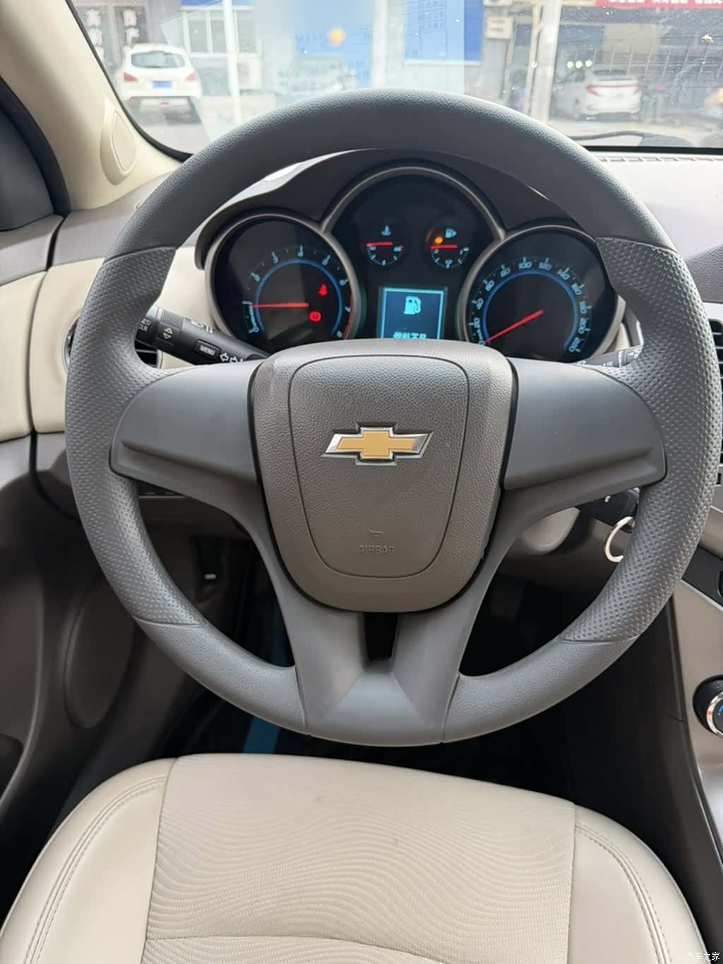 Chevrolet SE, 2017 18