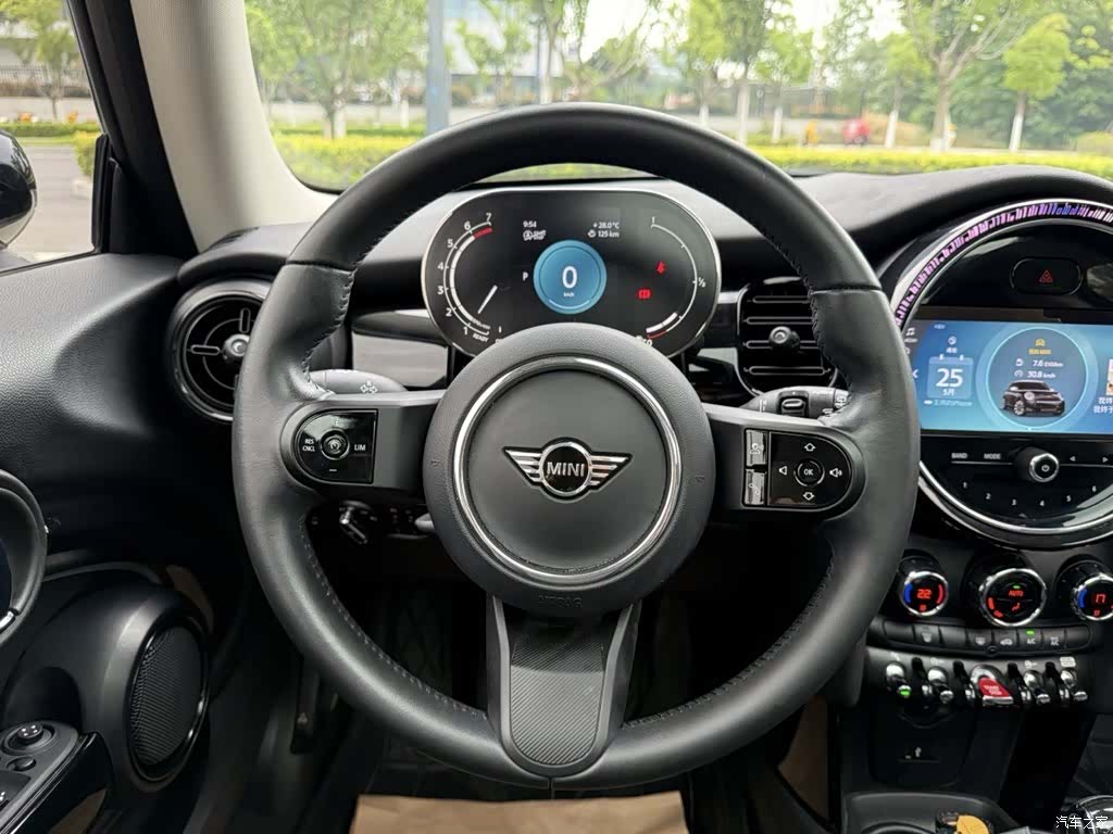 Mini Cooper, 2022 11