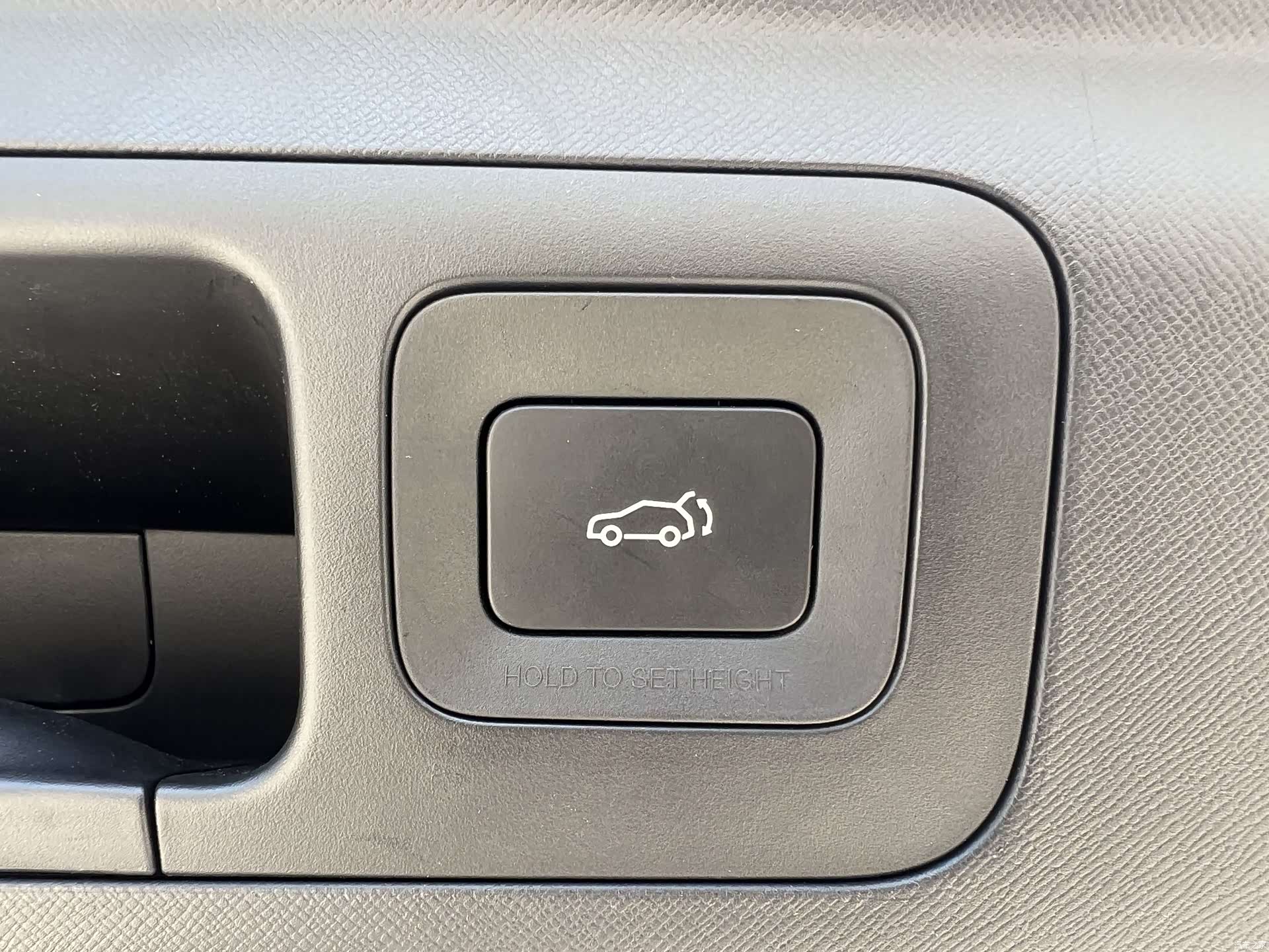 Trumpchi E8, 2024 21