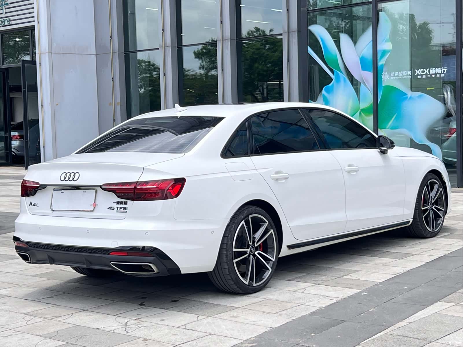 Audi A4L, 2023 4