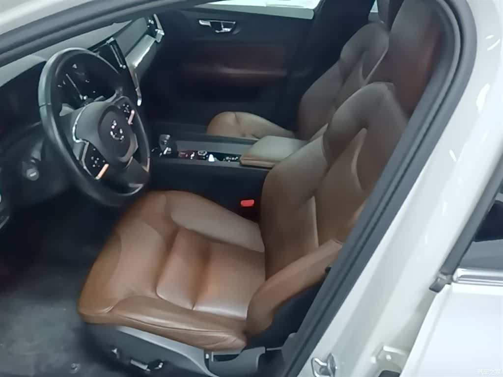 Volvo S60, 2022 15