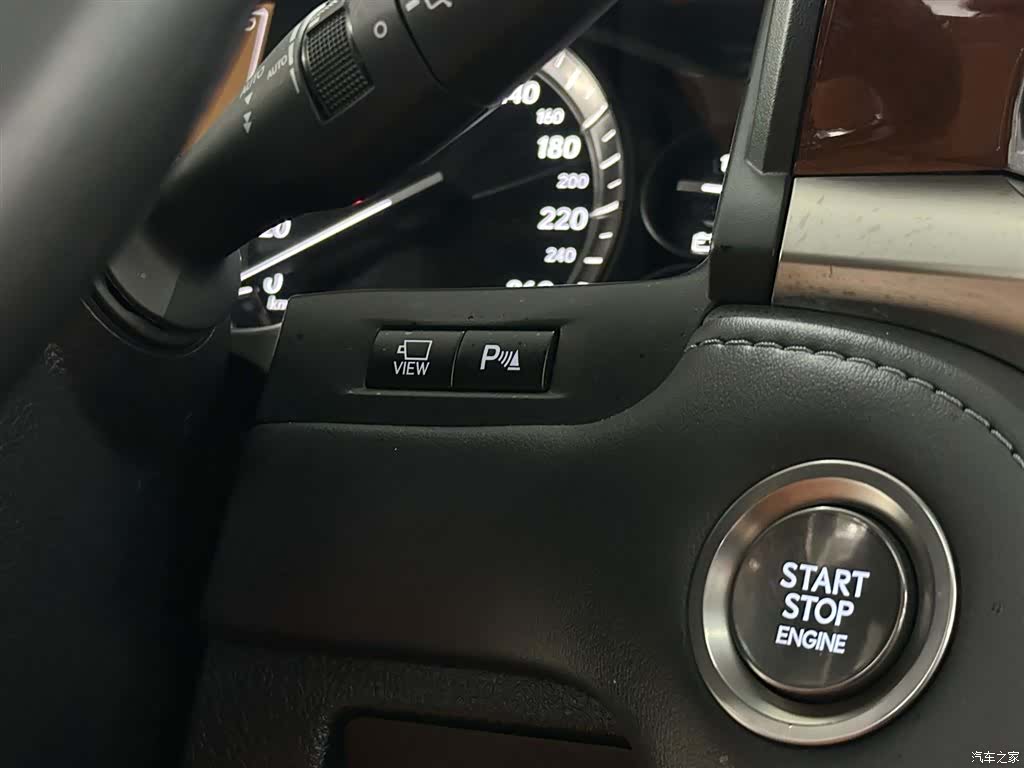 Lexus LX, 2020 17