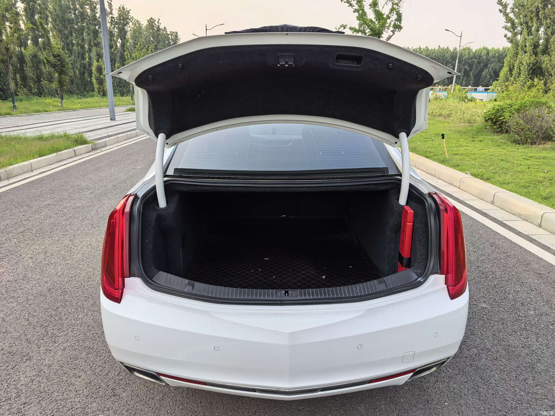 Cadillac XTS, 2016 21