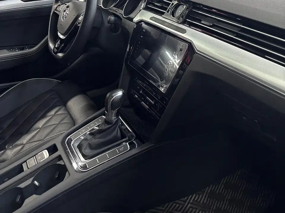 Volkswagen Magotan GTE