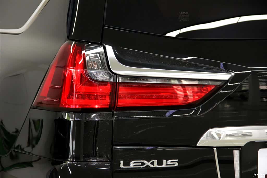 Lexus LX, 2020 36