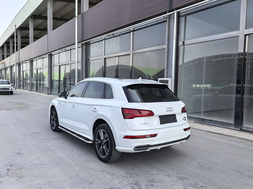 Audi Q5L Audi Q5L