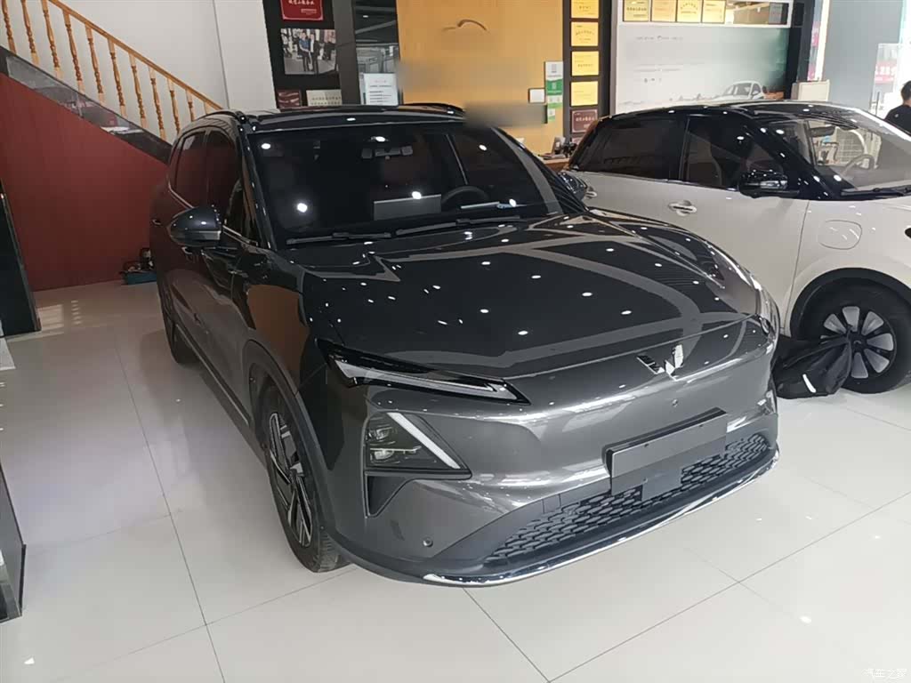 Wuling Starlight, 2024 4