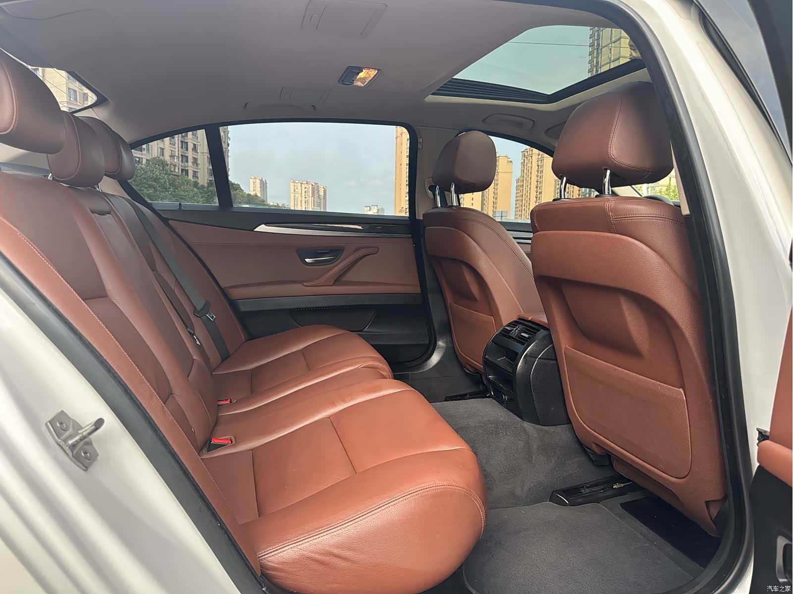 BMW 5 Series, 2016 9