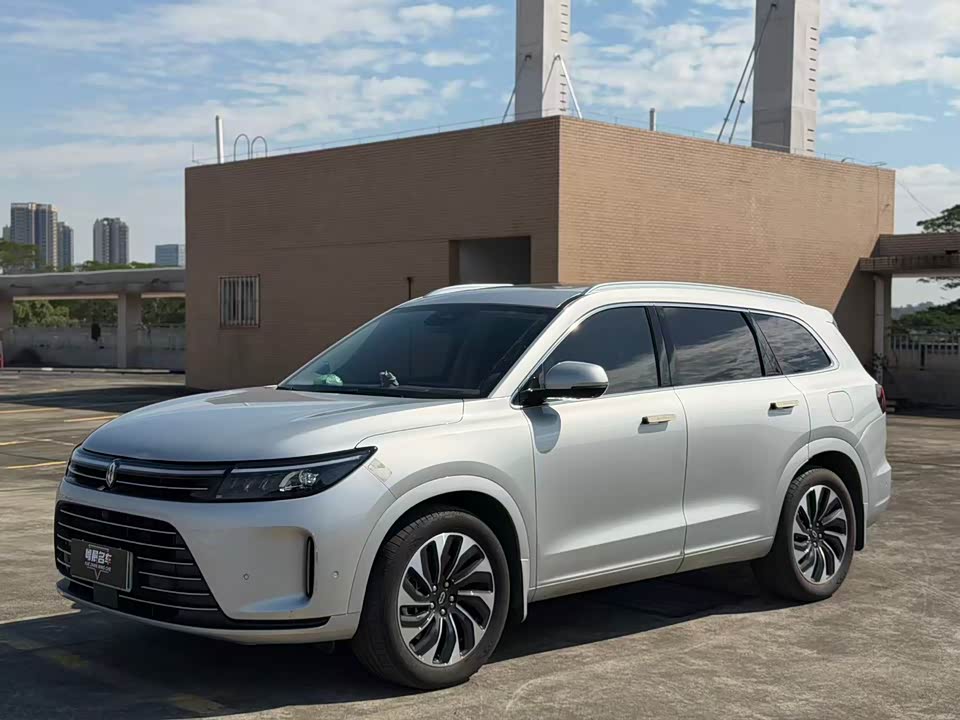 AITO Ask the world M7