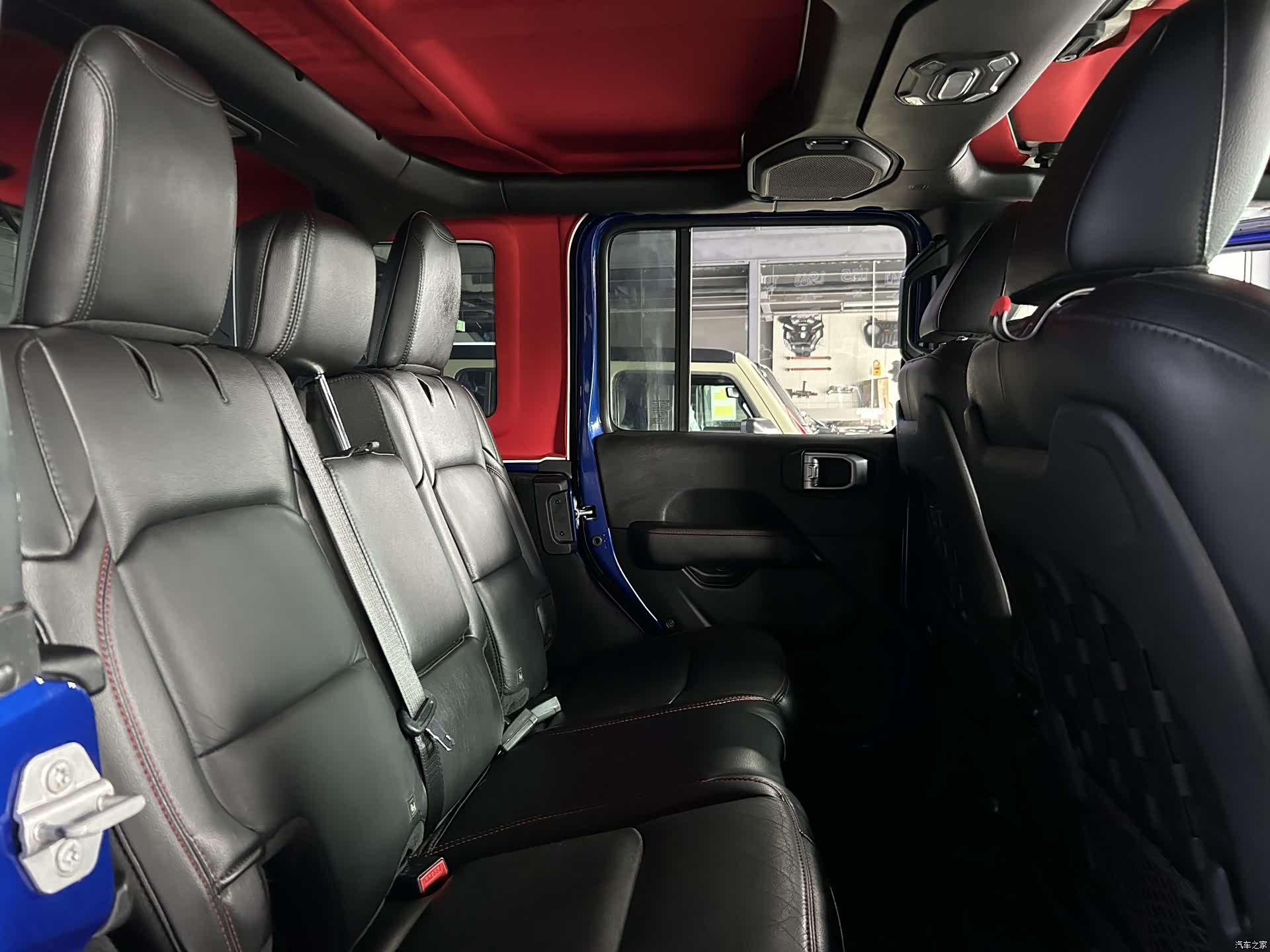 Jeep Wrangler, 2020 16