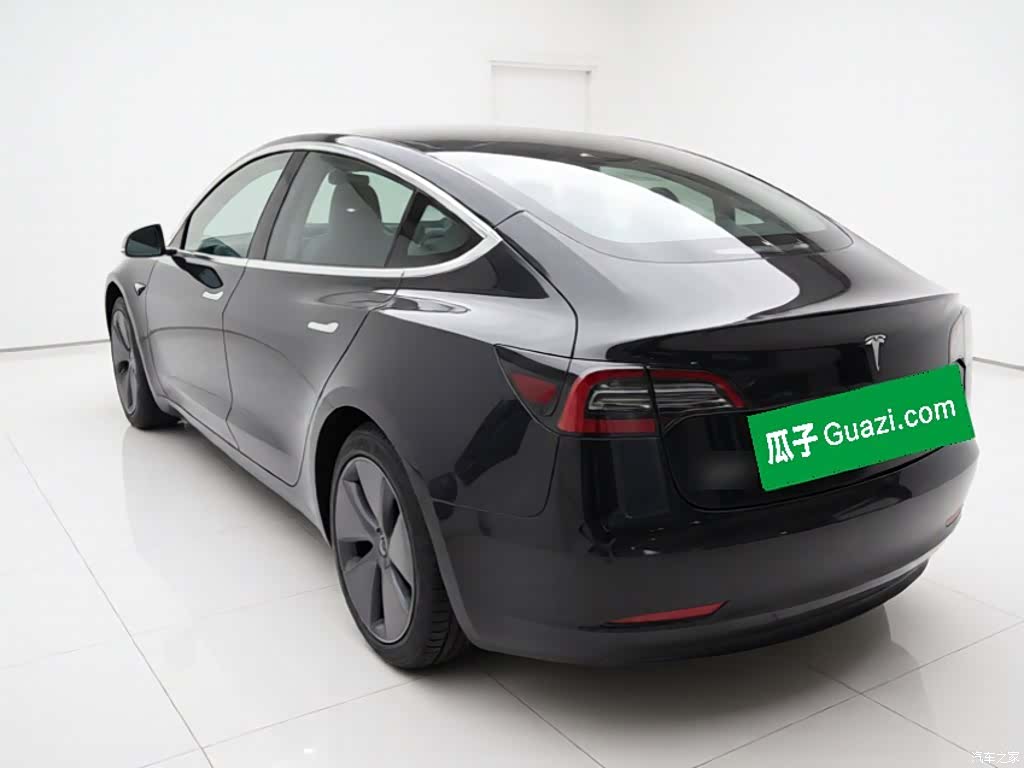 Tesla Model 3, 2020 23