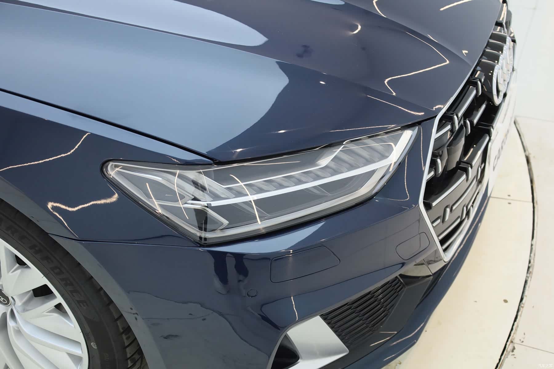 Audi A7L, 2024 19