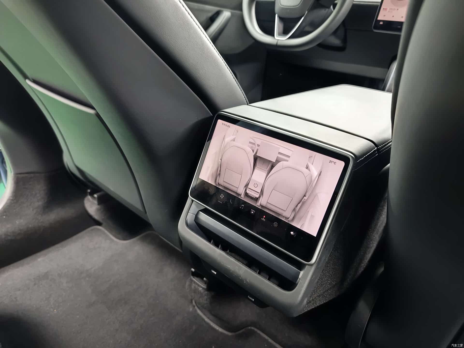Tesla Model Y, 2025 19