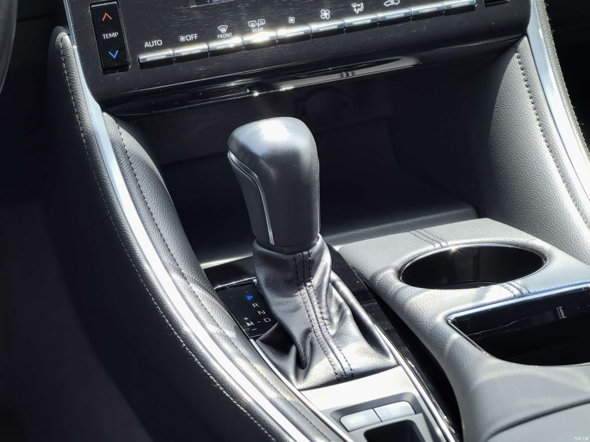 Toyota Avalon, 2024 14