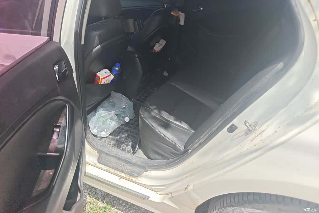 Kia K5, 2014 11