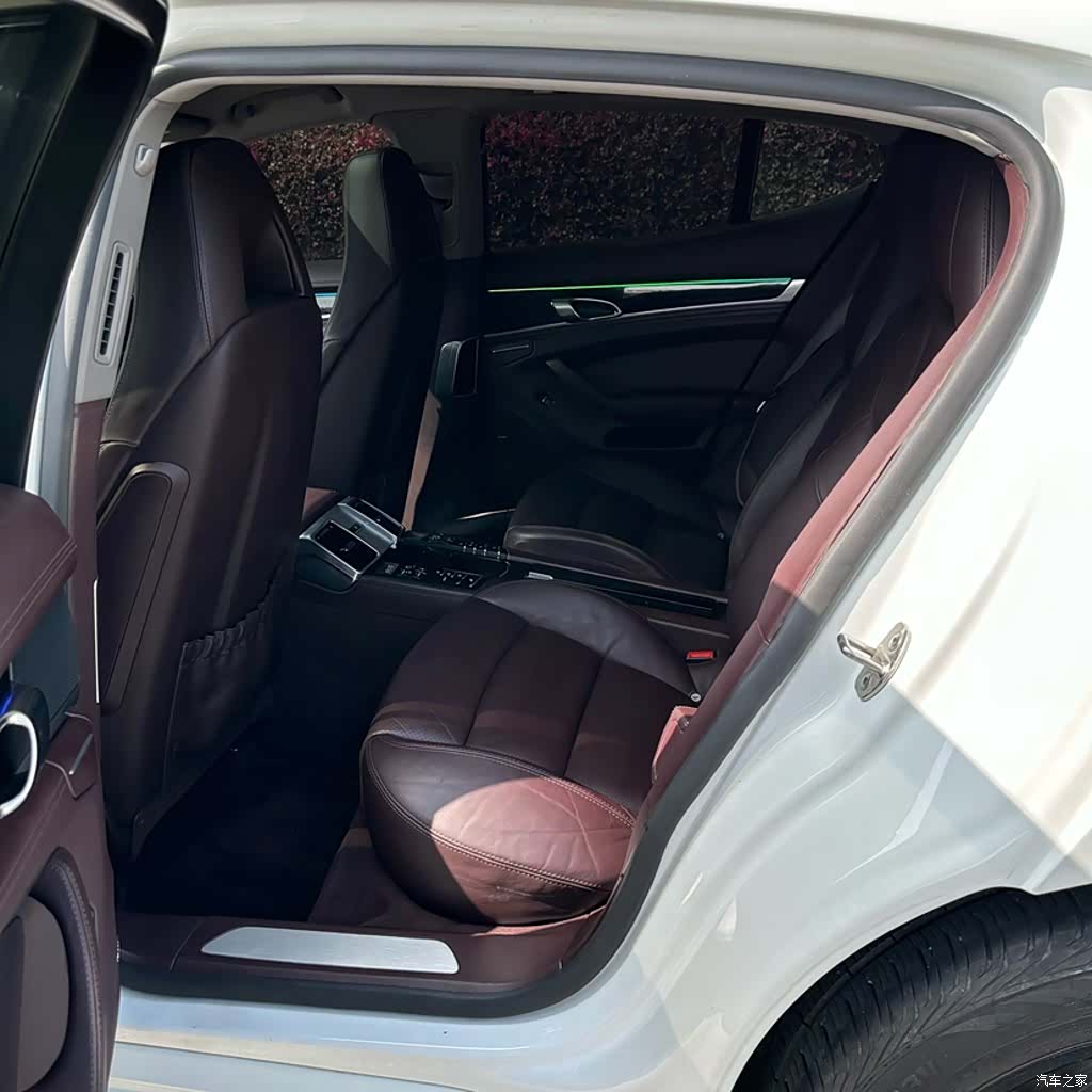 Porsche Panamera, 2015 11
