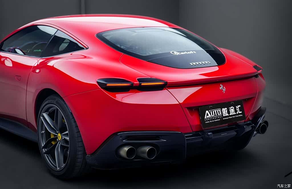 Ferrari Roma, 2023 все фото