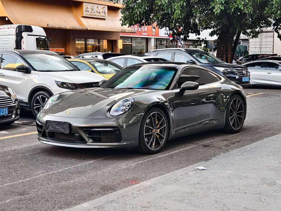 Porsche 911