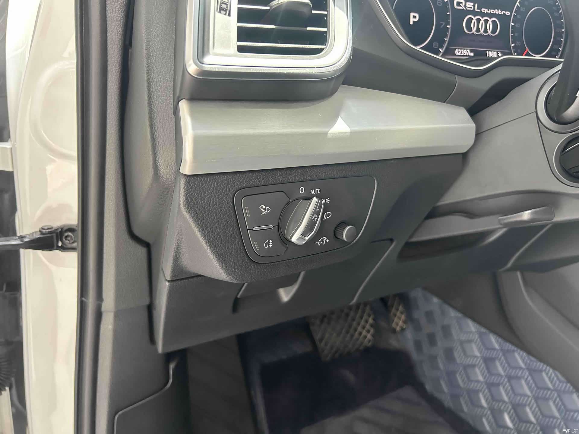 Audi Q5L, 2019 7