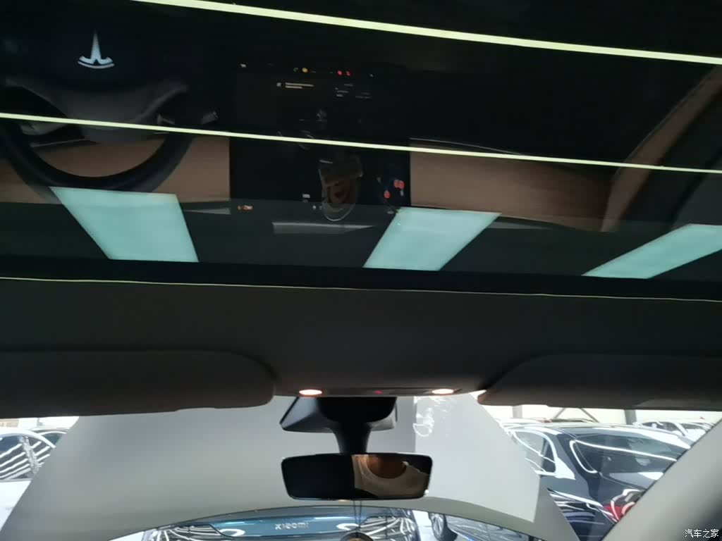 Tesla Model Y, 2022 18