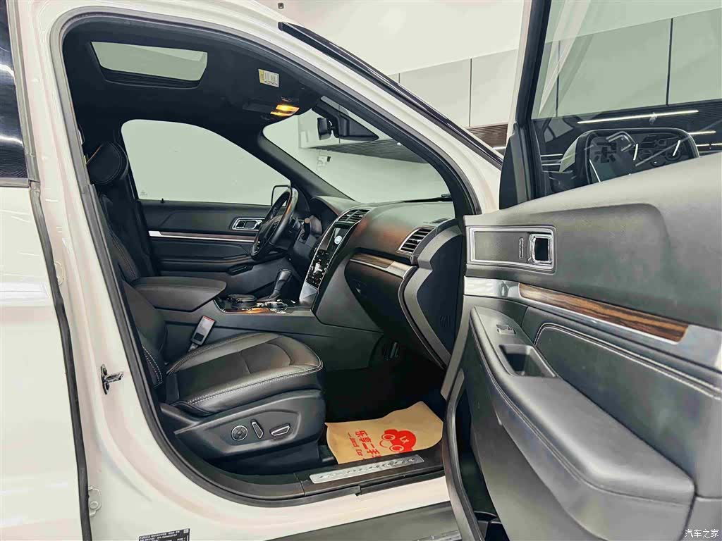 Ford Explorer, 2018 27