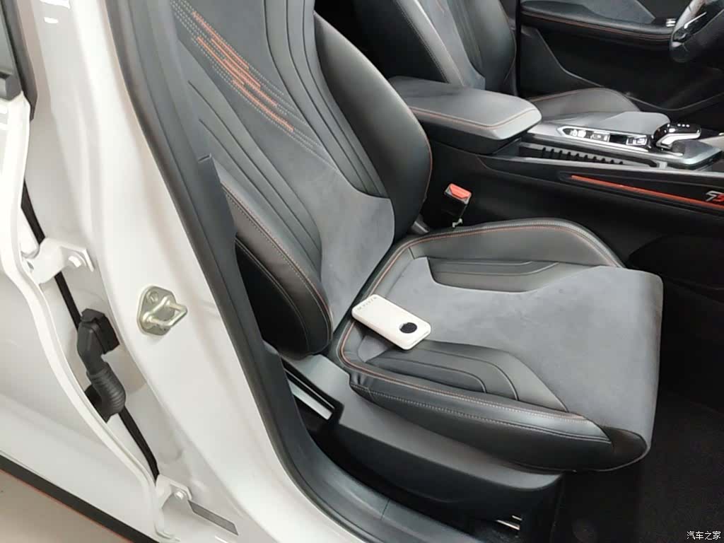 Geely Binray, 2023 25