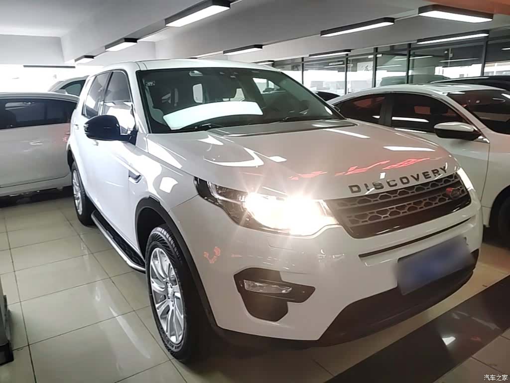 Land Rover Discovery, 2019 4