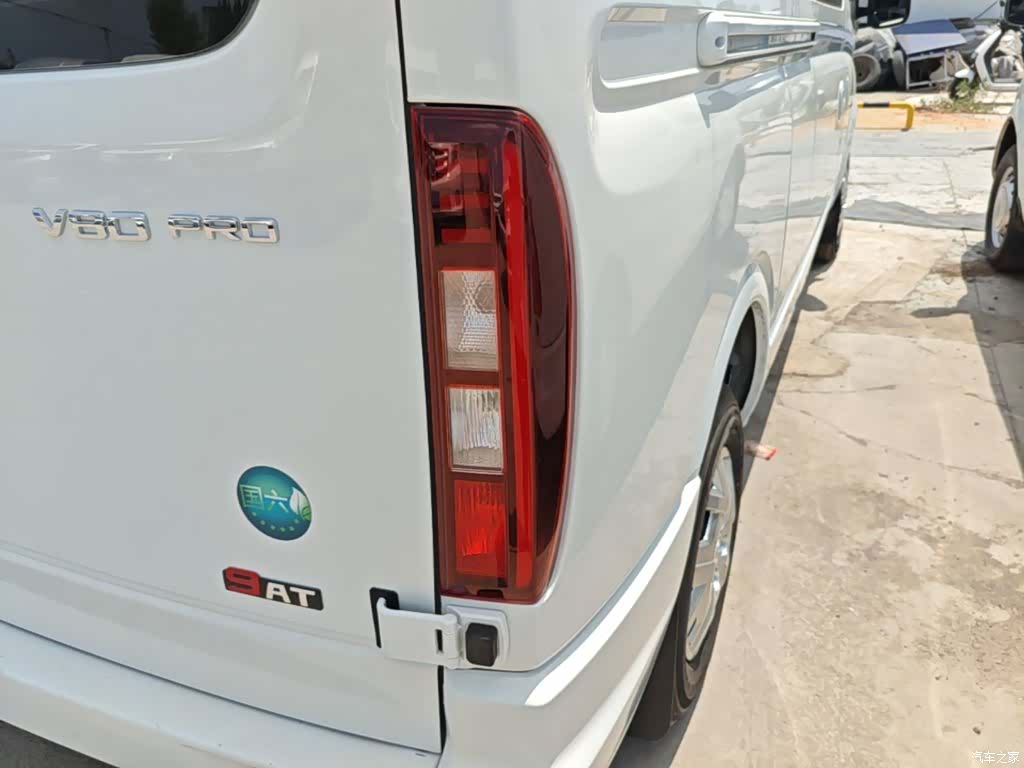Maxus V80, 2025 8