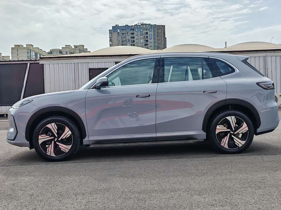 Geely Galaxy Galaxy E5